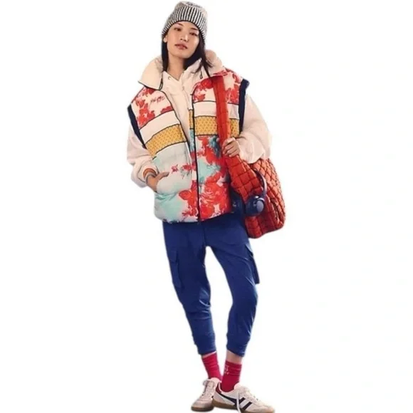 NWT New Free People In A Bubble Printed Puffer Sport Floral Vest Size Large - Picture 1 of 7
